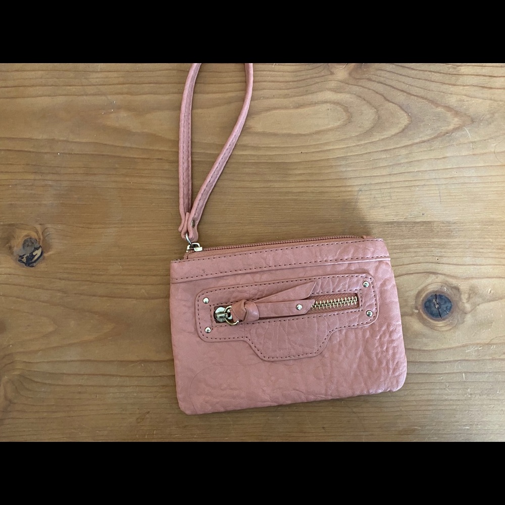 Steve Madden wristlet